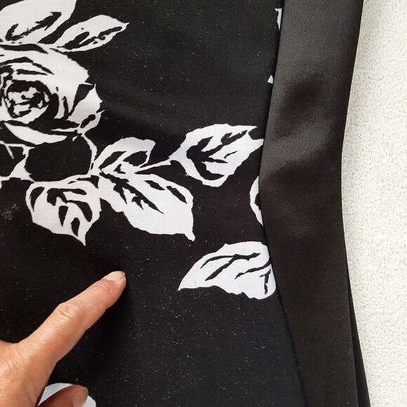 Andrea Missy Floral Dress Size S - Picture 8 of 8